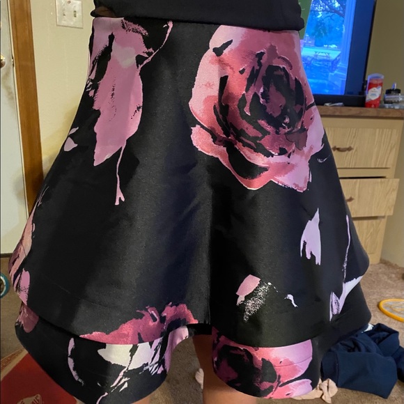 Dress size 0 new with tags - Picture 4 of 4